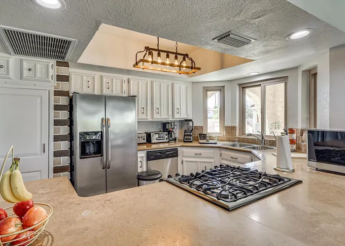 Havasu W/ Pool: 2 Mi To Boat Launch Holiday home Lake Havasu City